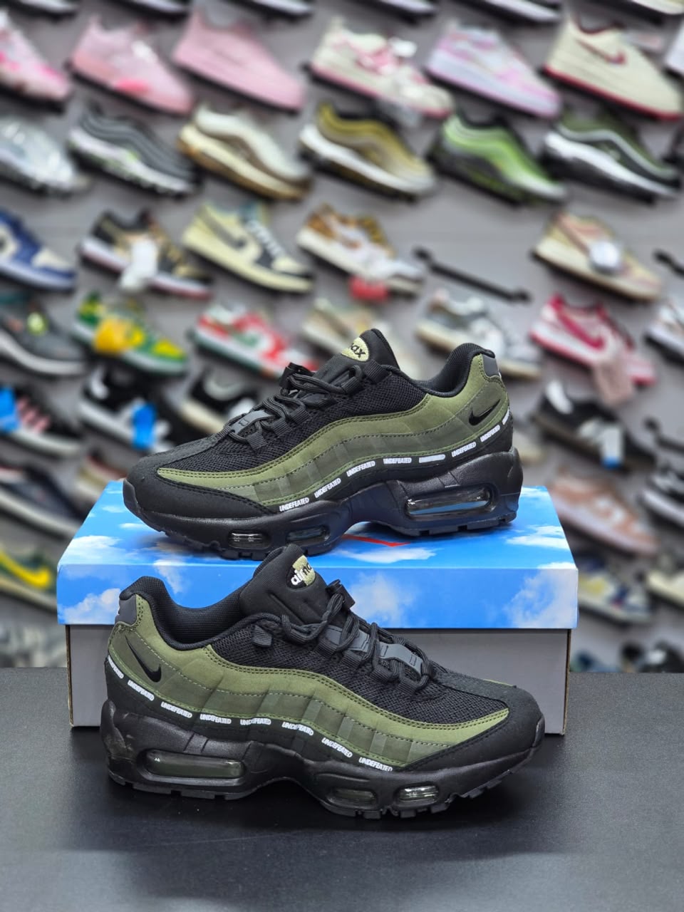 Olive Tactical Retro Runner – Olive/Black